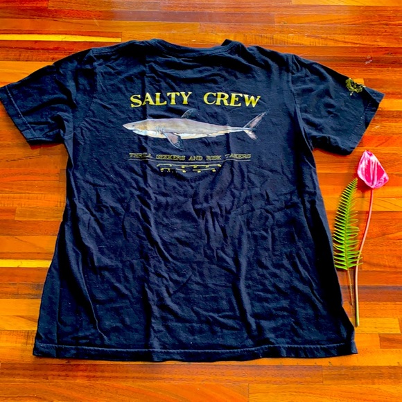 Salty Crew Shark Shirt - Picture 1 of 4